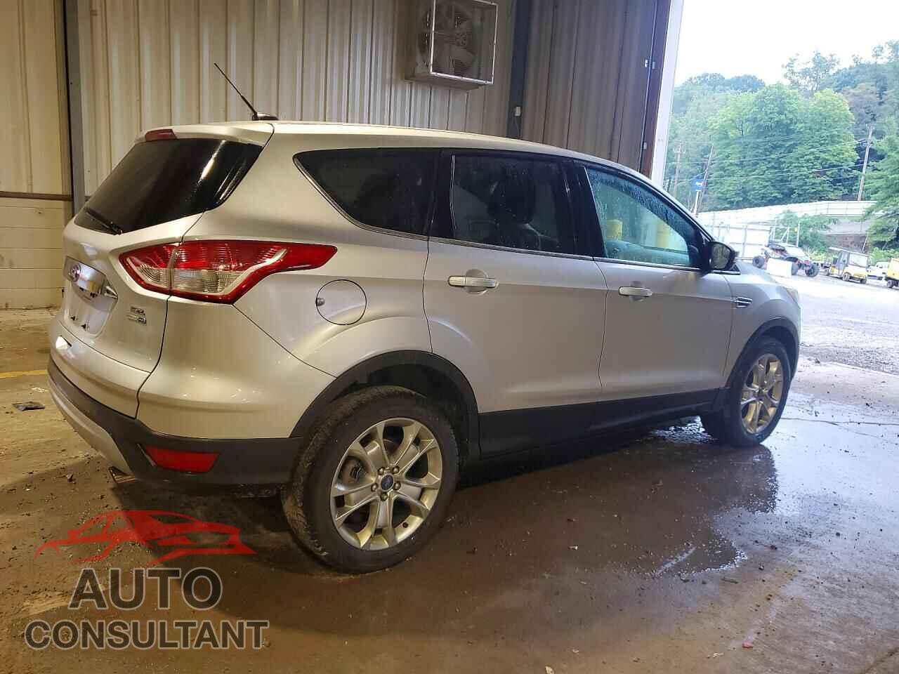 FORD ESCAPE 2013 - 1FMCU9H96DUB37821