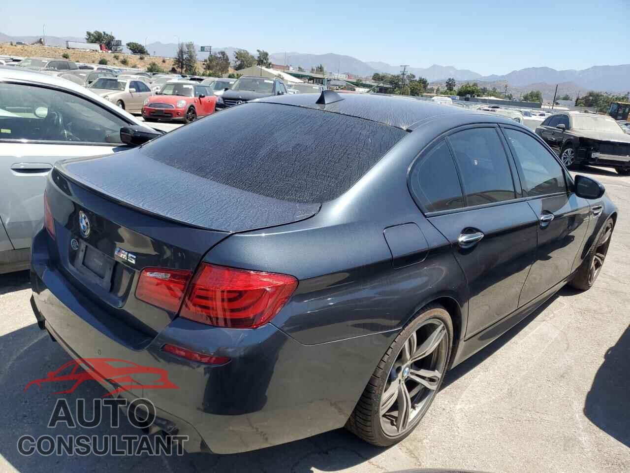 BMW M5 2013 - WBSFV9C5XDC773921