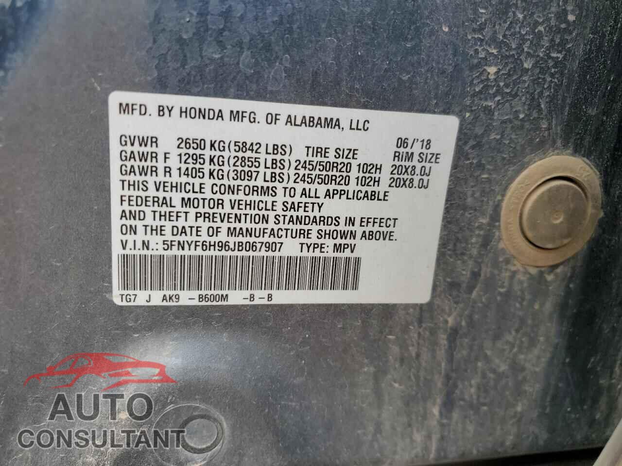 HONDA PILOT 2018 - 5FNYF6H96JB067907