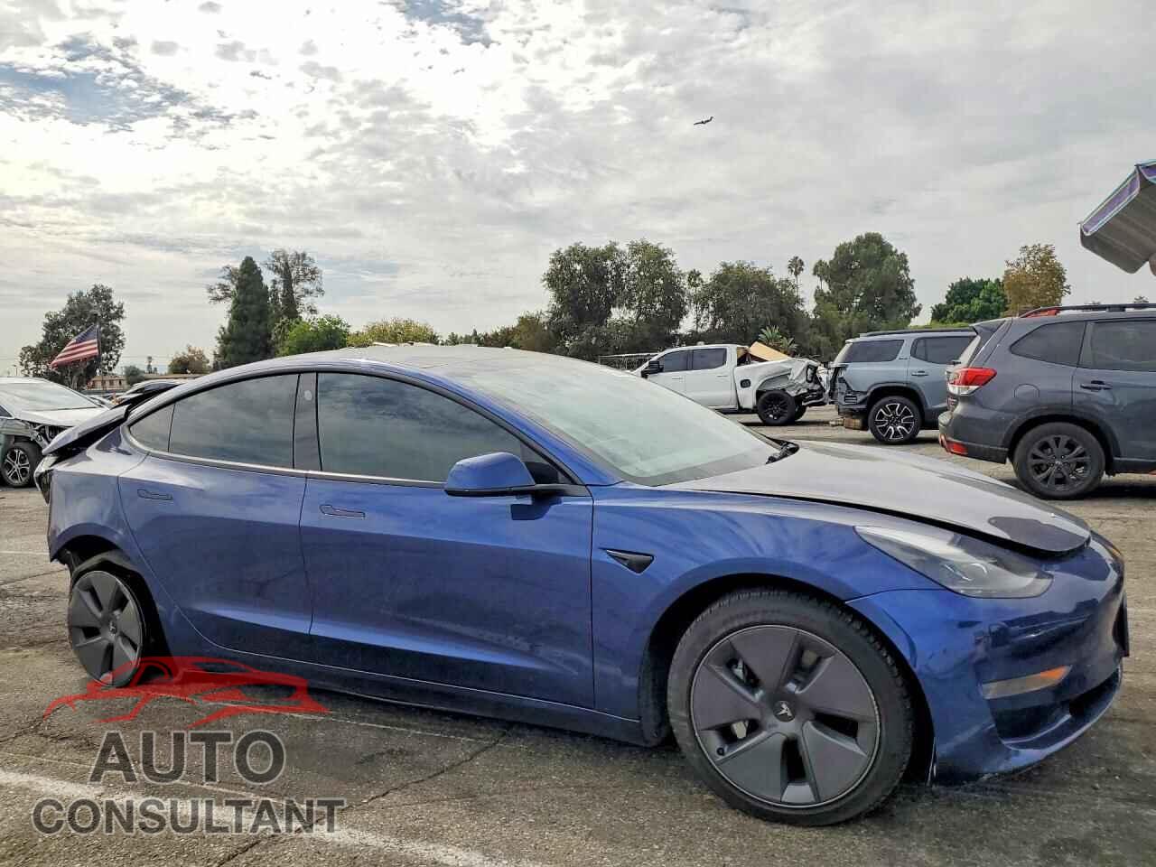 TESLA MODEL 3 2022 - 5YJ3E1EAXNF372721