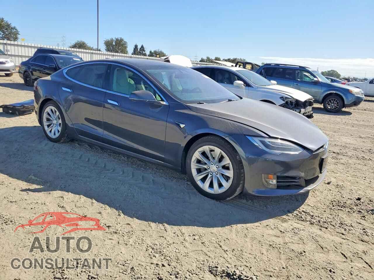 TESLA MODEL S 2019 - 5YJSA1E23KF302151