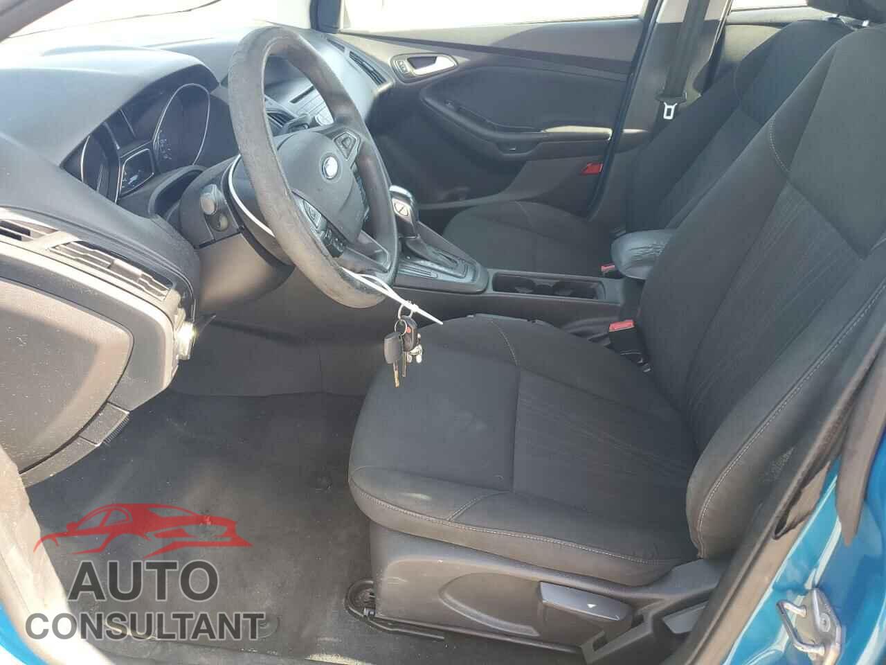 FORD FOCUS 2015 - 1FADP3F24FL318403