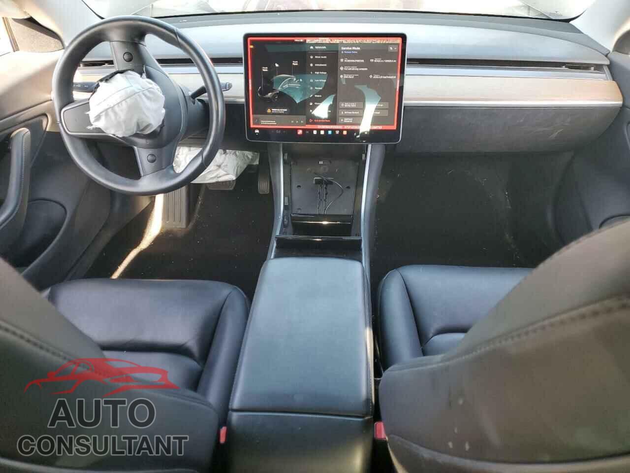 TESLA MODEL 3 2018 - 5YJ3E1EB4JF093042