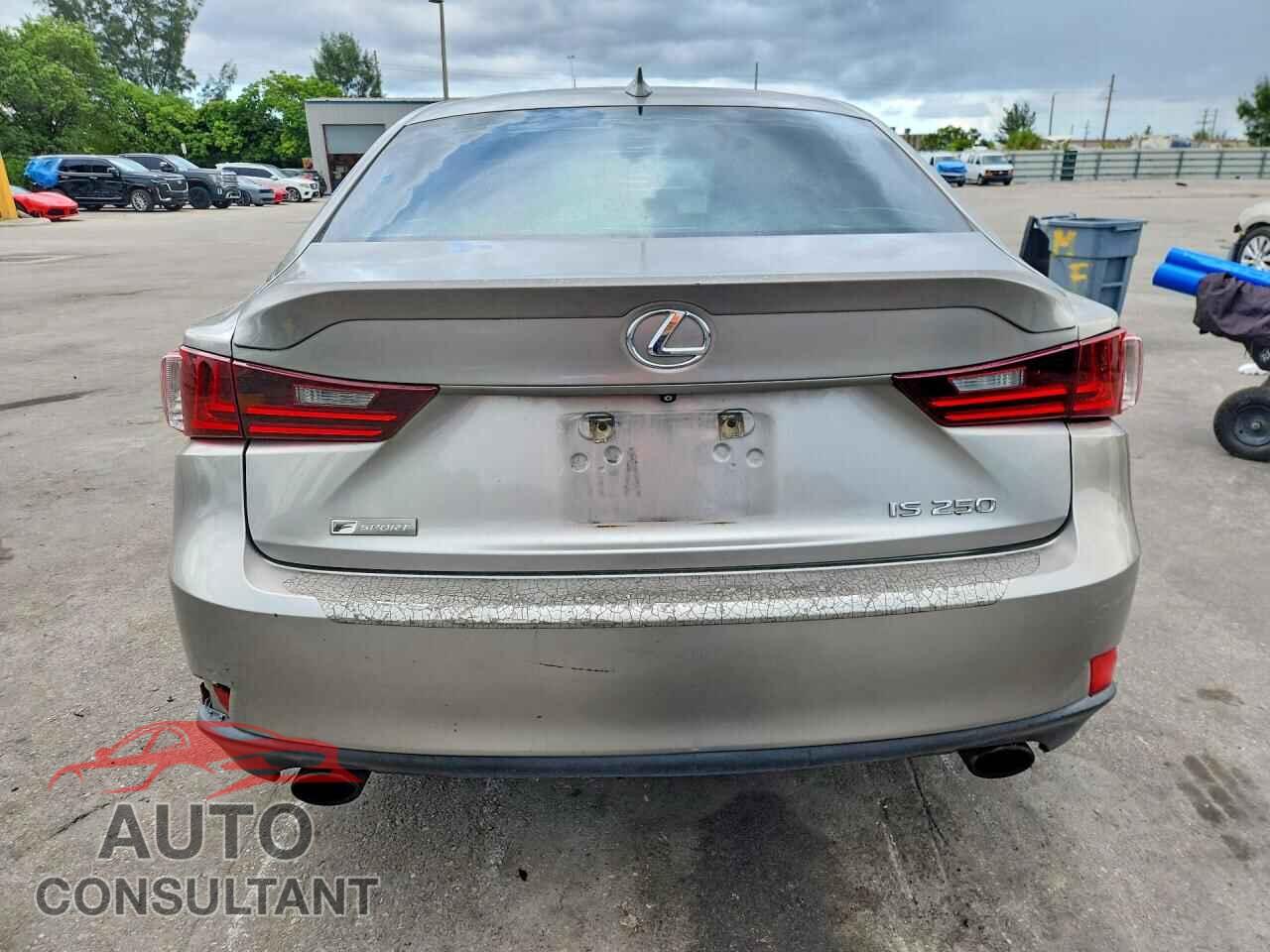 LEXUS IS 2015 - JTHBF1D2XF5053372