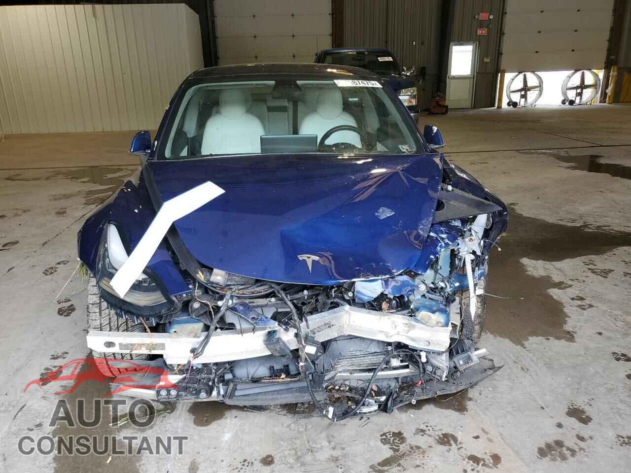 TESLA MODEL 3 2018 - 5YJ3E1EB2JF147681