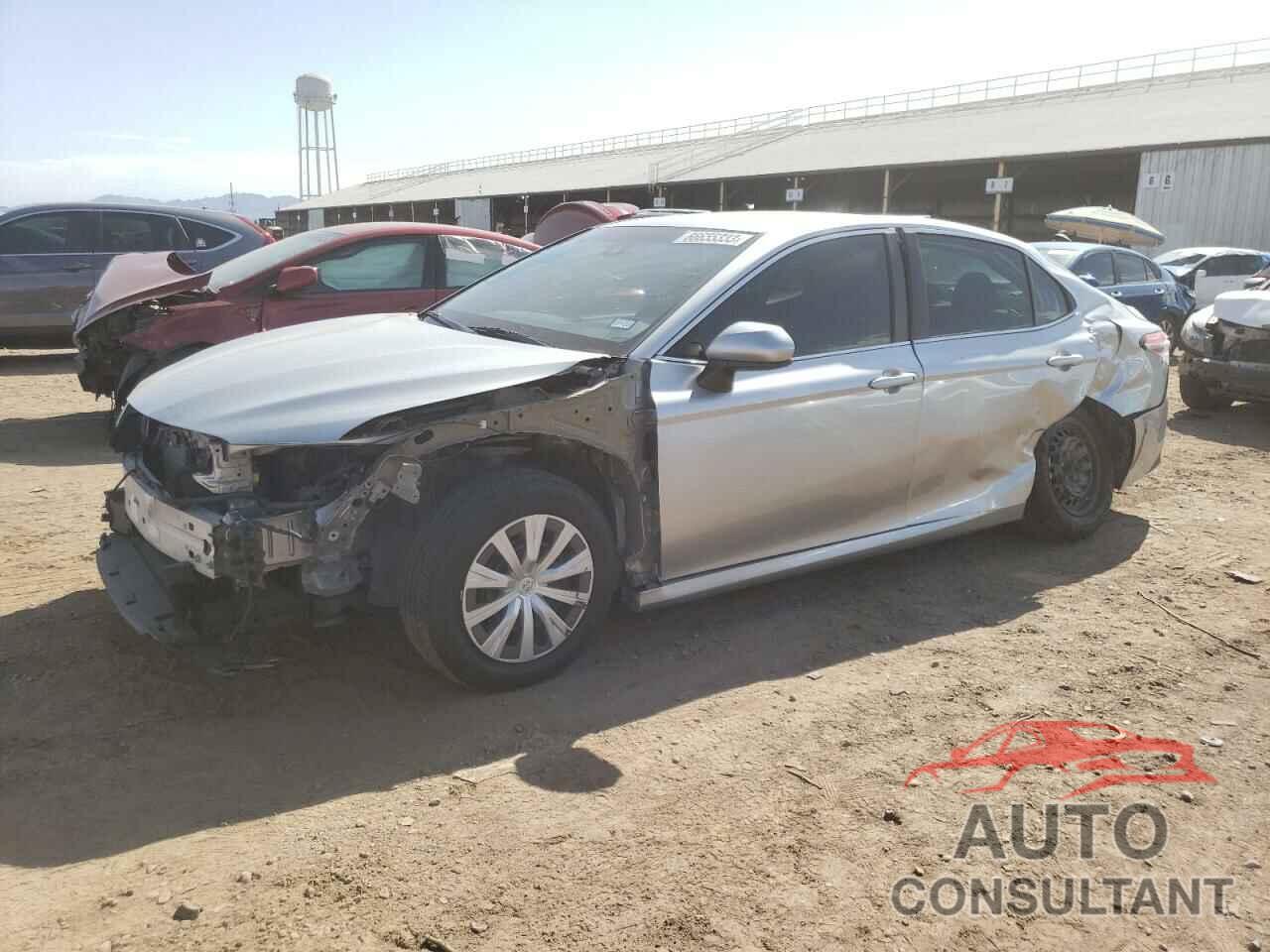 TOYOTA CAMRY 2018 - 4T1B11HK1JU065088