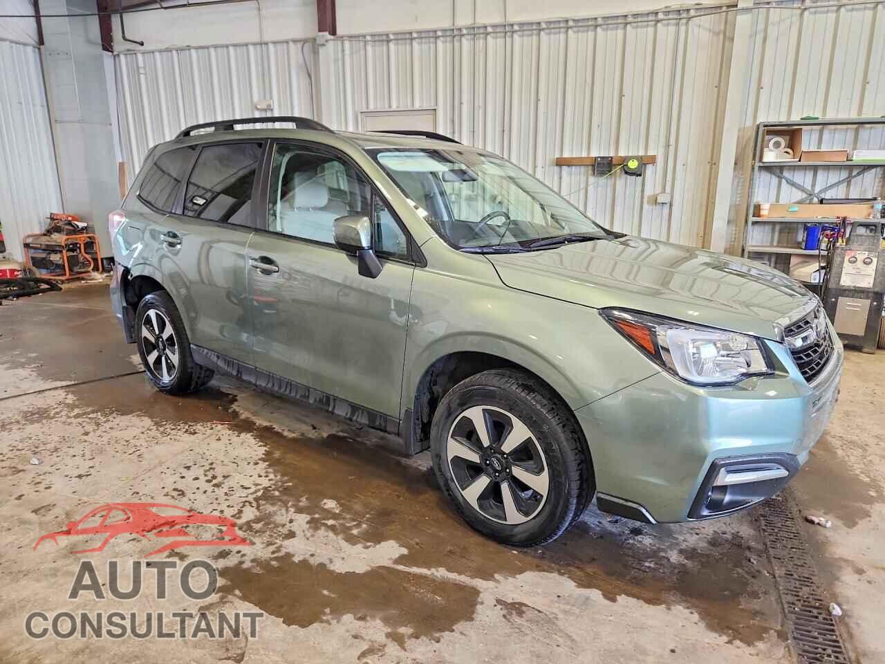 SUBARU FORESTER 2017 - JF2SJAEC4HH569110