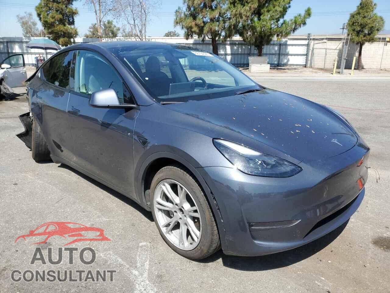 TESLA MODEL Y 2023 - 7SAYGDEE4PF856703