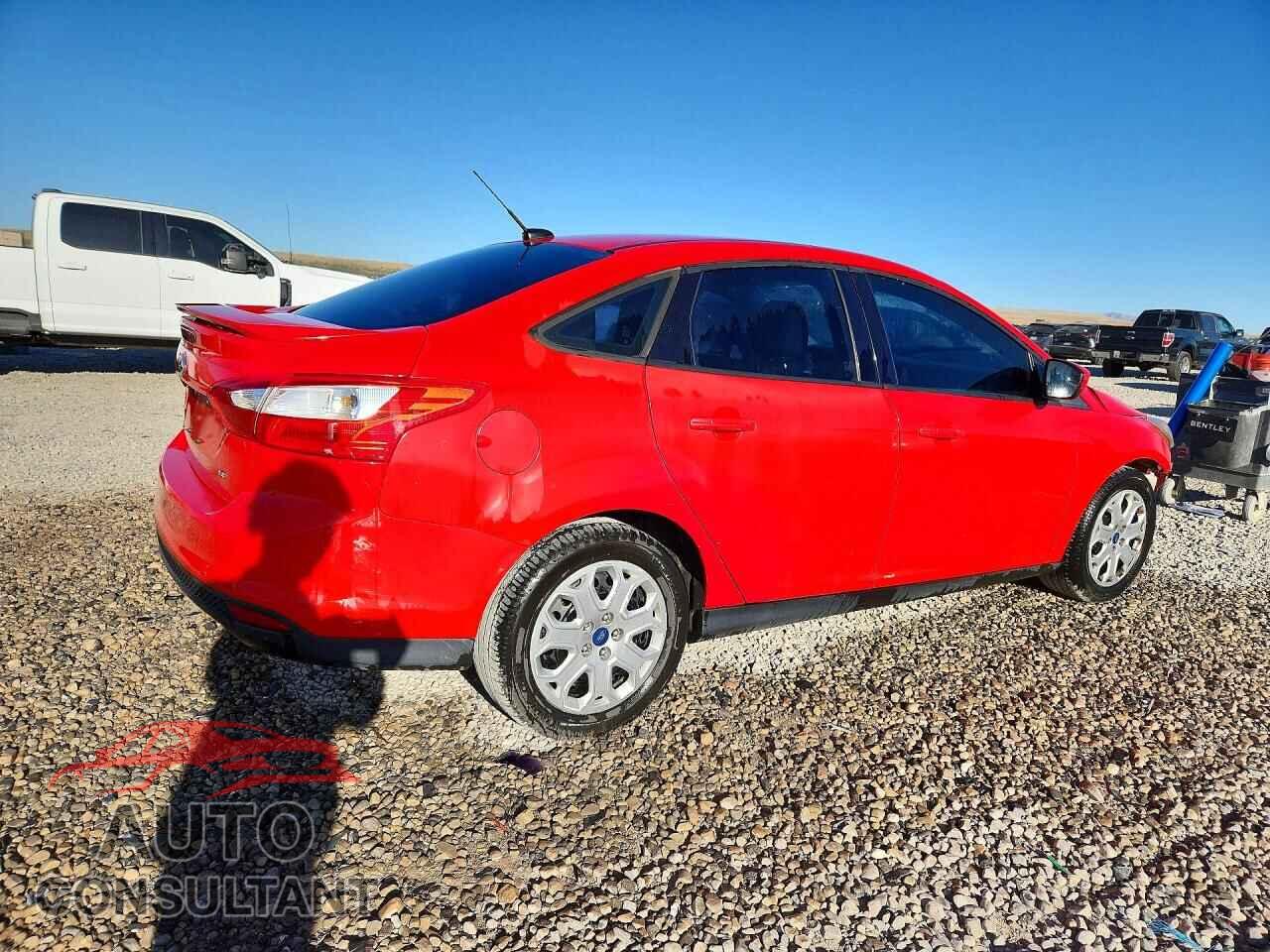 FORD FOCUS 2012 - 1FAHP3F24CL227855