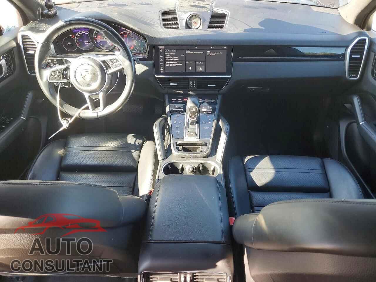 PORSCHE CAYENNE 2019 - WP1AA2AY8KDA17981