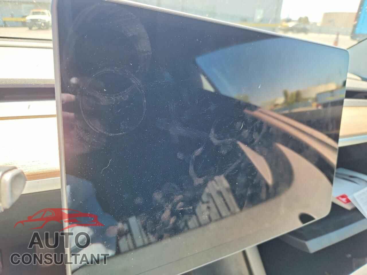 TESLA MODEL 3 2023 - 5YJ3E1EA2PF485128