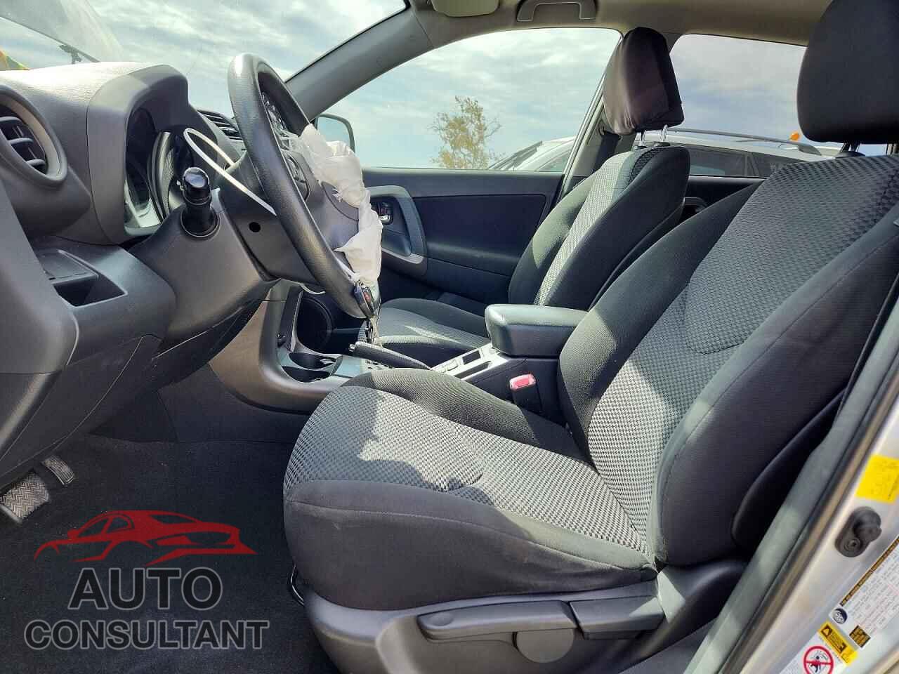 TOYOTA RAV4 2012 - JTMWF4DV7C5043473