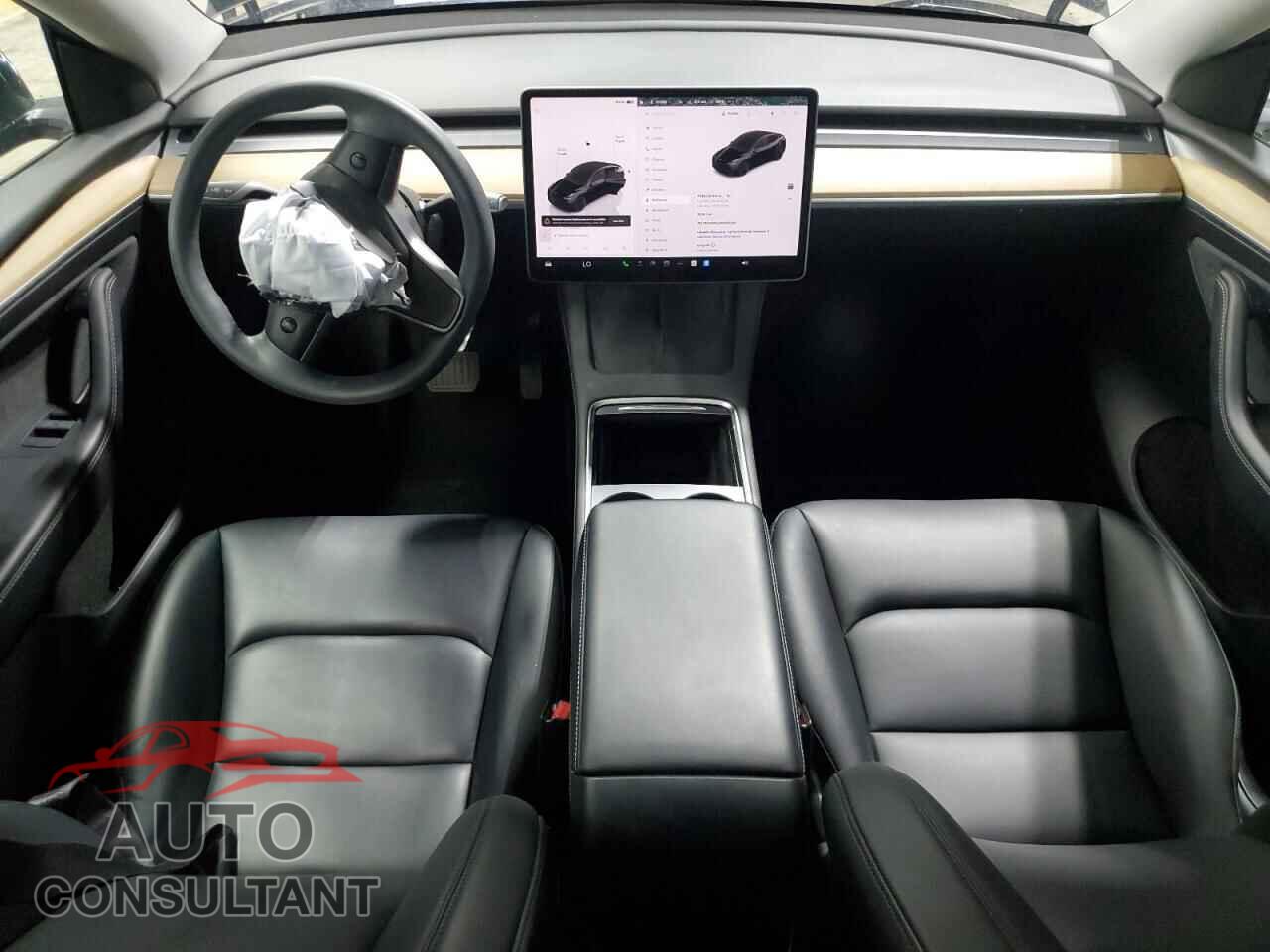 TESLA MODEL Y 2023 - 7SAYGDEE4PA042256
