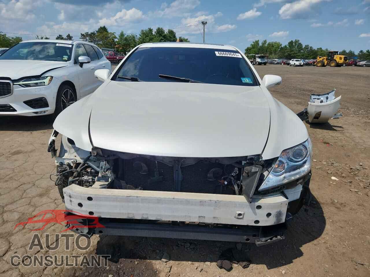 LEXUS LS460 2010 - JTHCL5EF0A5008858