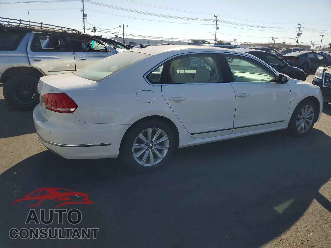VOLKSWAGEN PASSAT 2012 - 1VWCP7A32CC005372