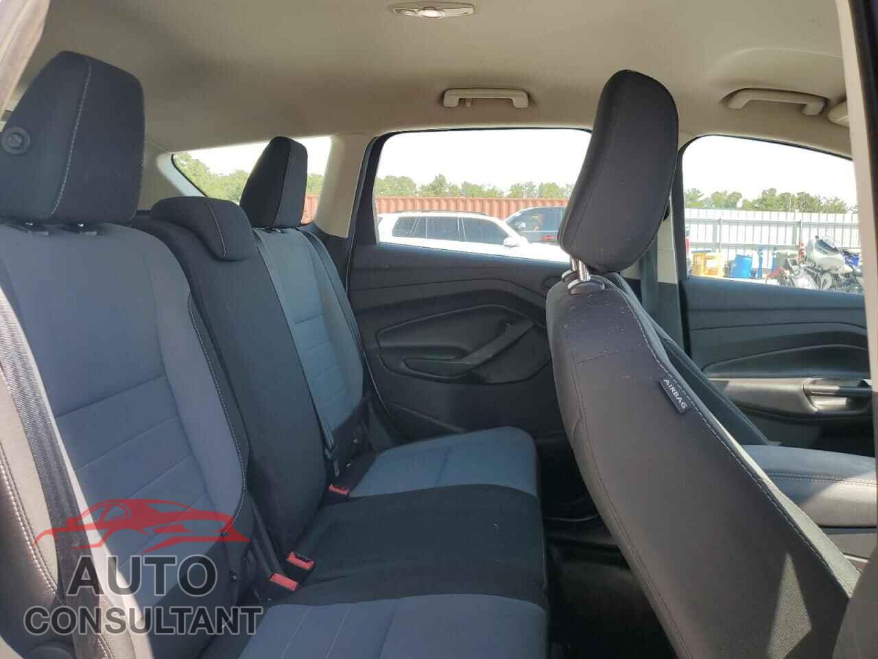 FORD ESCAPE 2019 - 1FMCU0F7XKUB67253