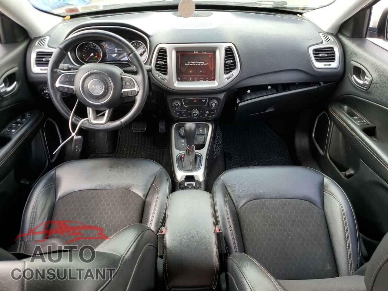 JEEP COMPASS 2018 - 3C4NJDBB7JT238344