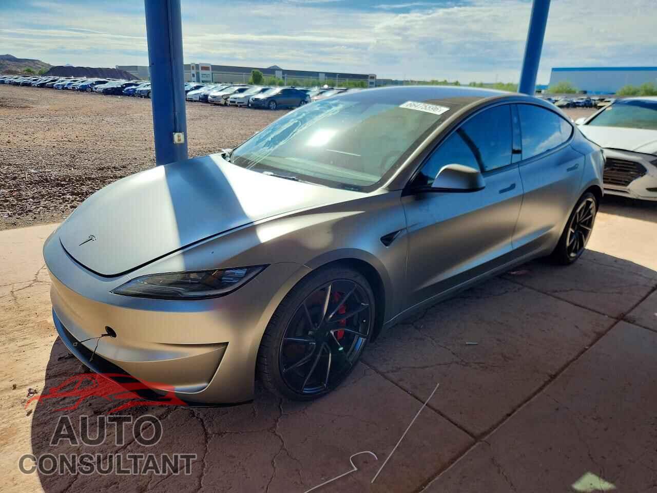 TESLA MODEL 3 2024 - 5YJ3E1ET3RF831739