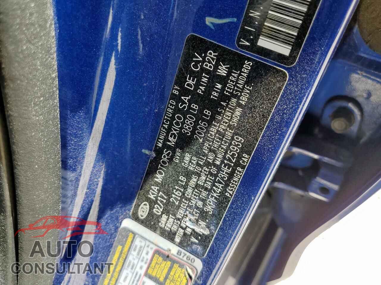 KIA FORTE 2017 - 3KPFK4A73HE125939