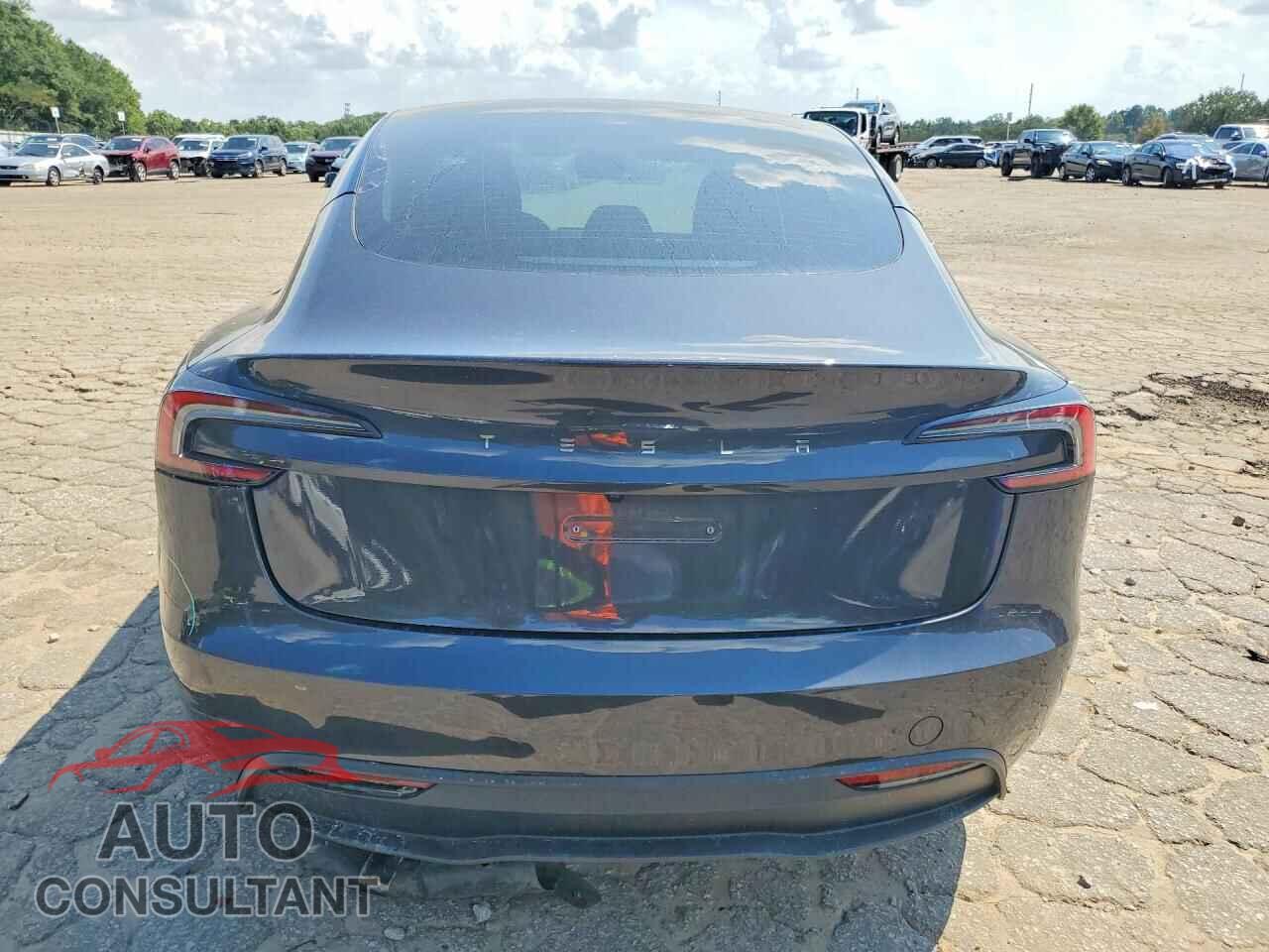 TESLA MODEL 3 2025 - 5YJ3E1EA5SF031593