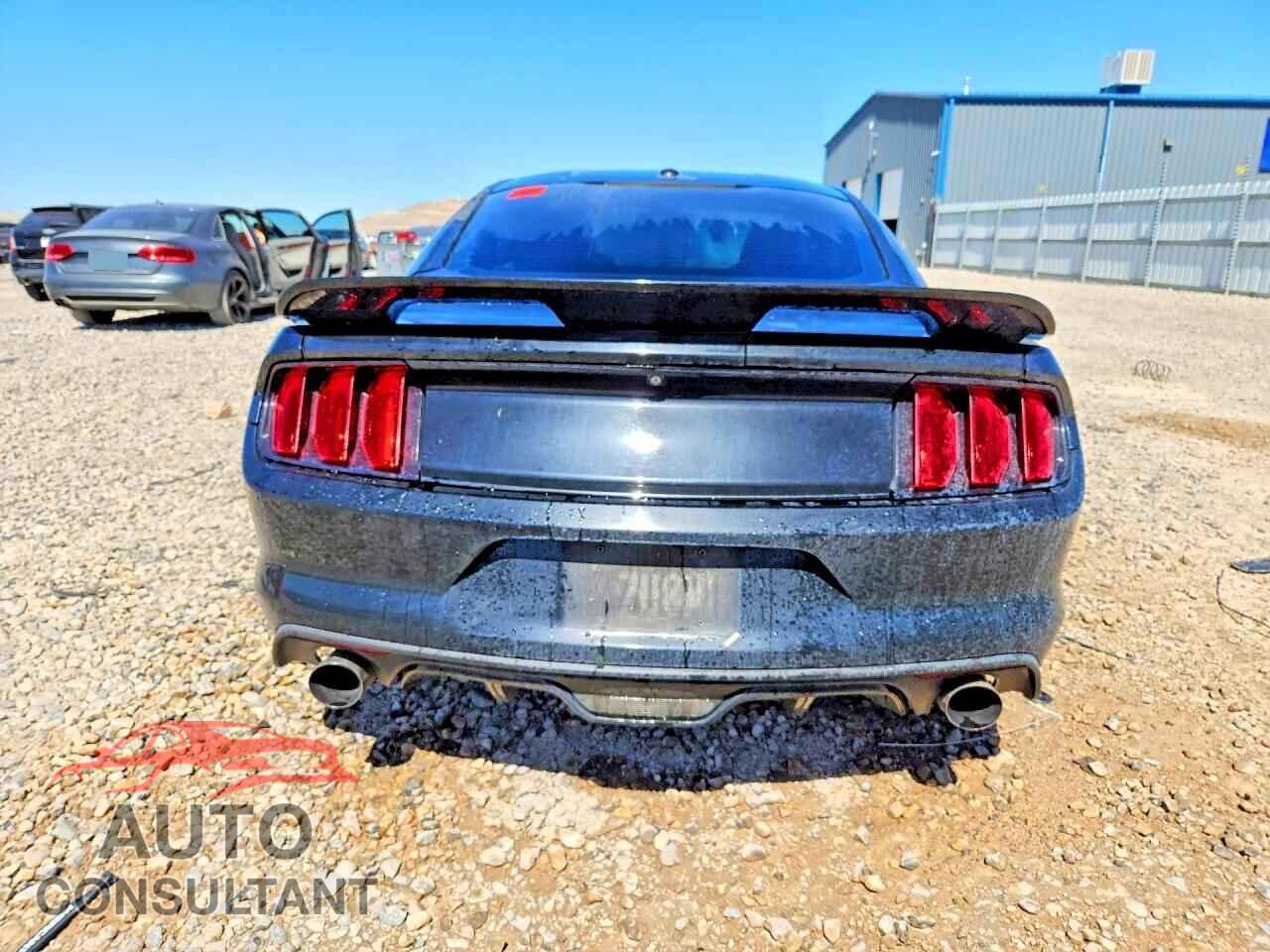 FORD MUSTANG 2015 - 1FA6P8TH8F5342836