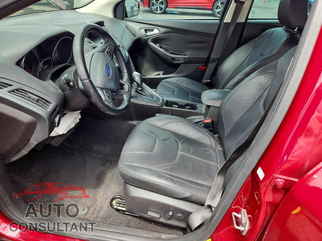 FORD FOCUS 2016 - 1FADP3F23GL266330