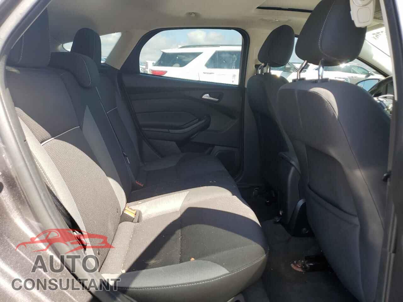 FORD FOCUS 2012 - 1FAHP3K22CL224958