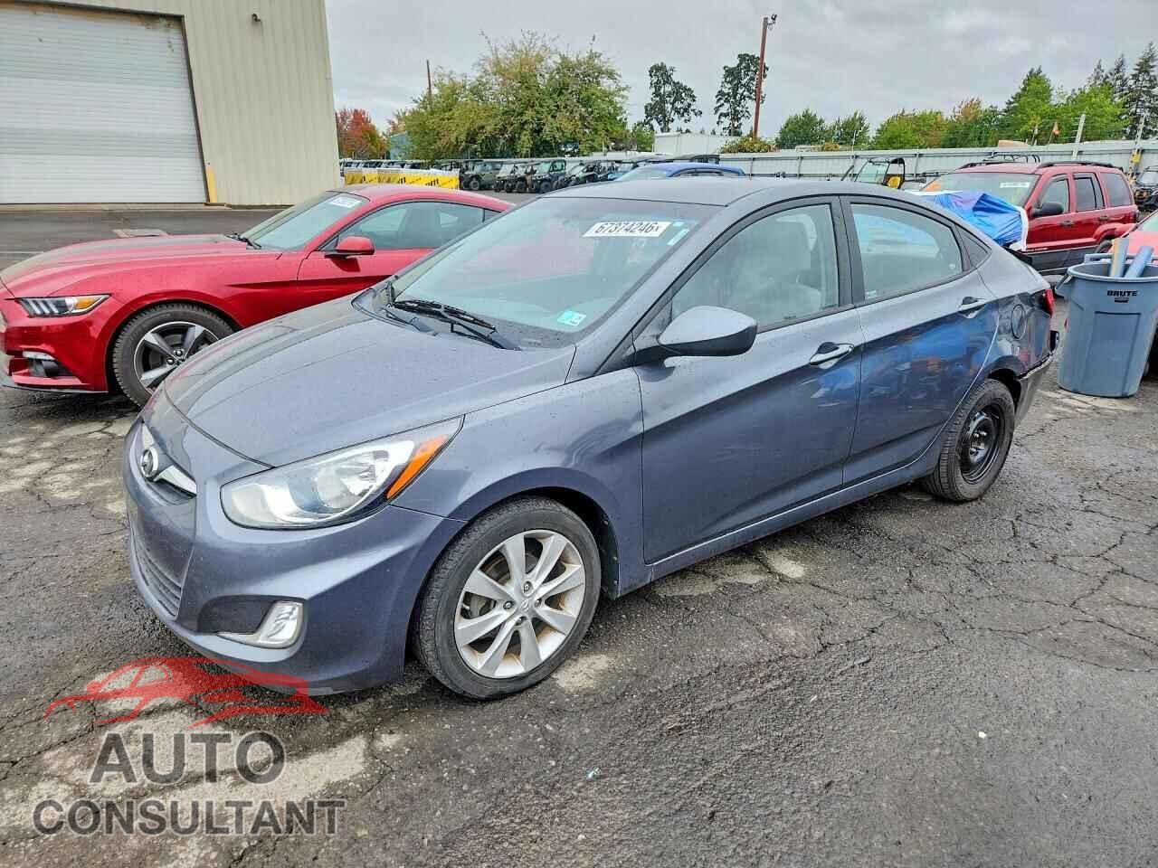 HYUNDAI ACCENT 2013 - KMHCU4AE8DU322737