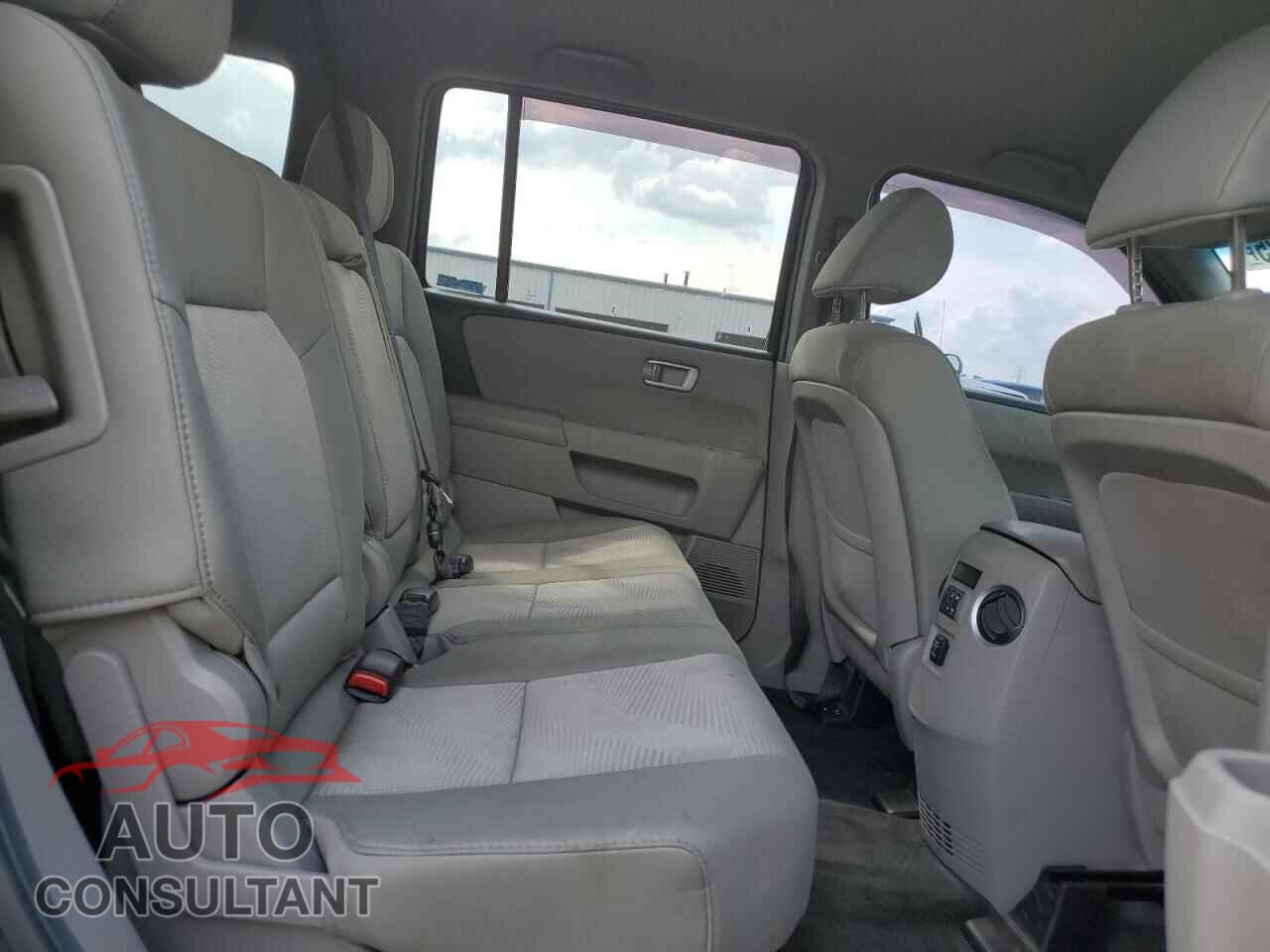 HONDA PILOT 2012 - 5FNYF4H29CB027301