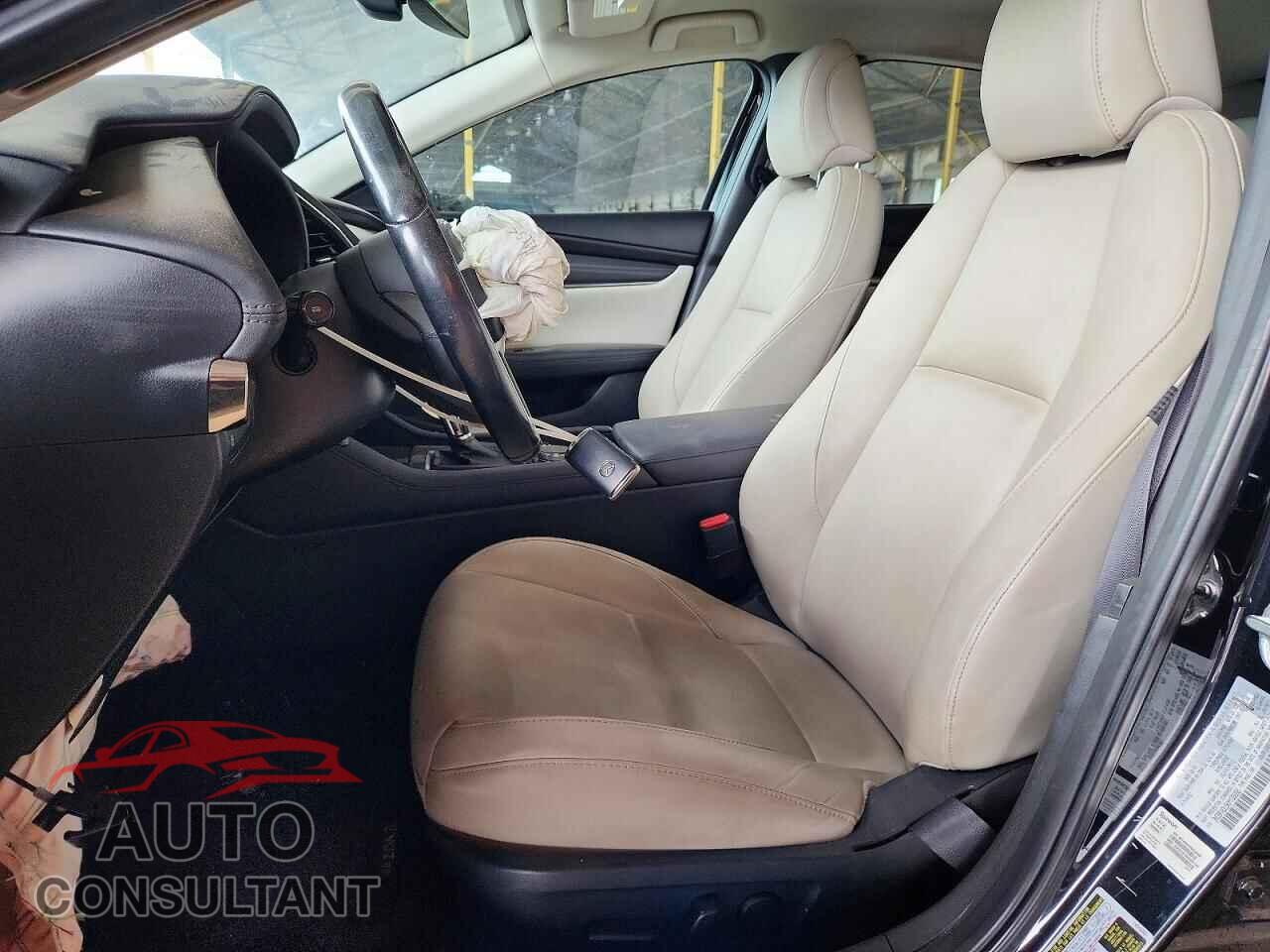MAZDA 3 2019 - 3MZBPADL5KM108898