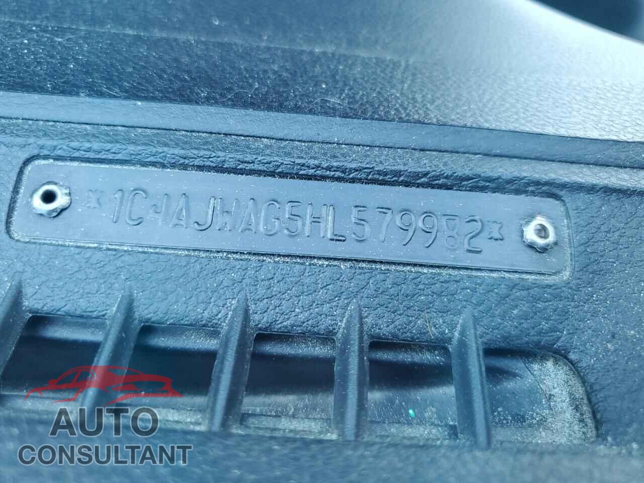 JEEP WRANGLER 2017 - 1C4AJWAG5HL579982