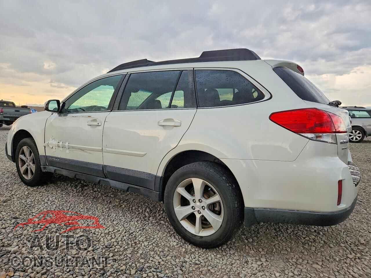 SUBARU OUTBACK 2013 - 4S4BRBPC8D3229519