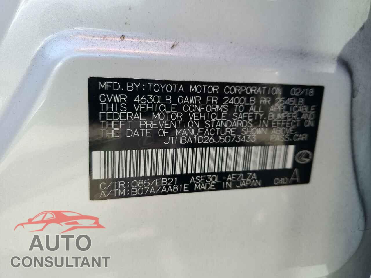 LEXUS IS 2018 - JTHBA1D26J5073433