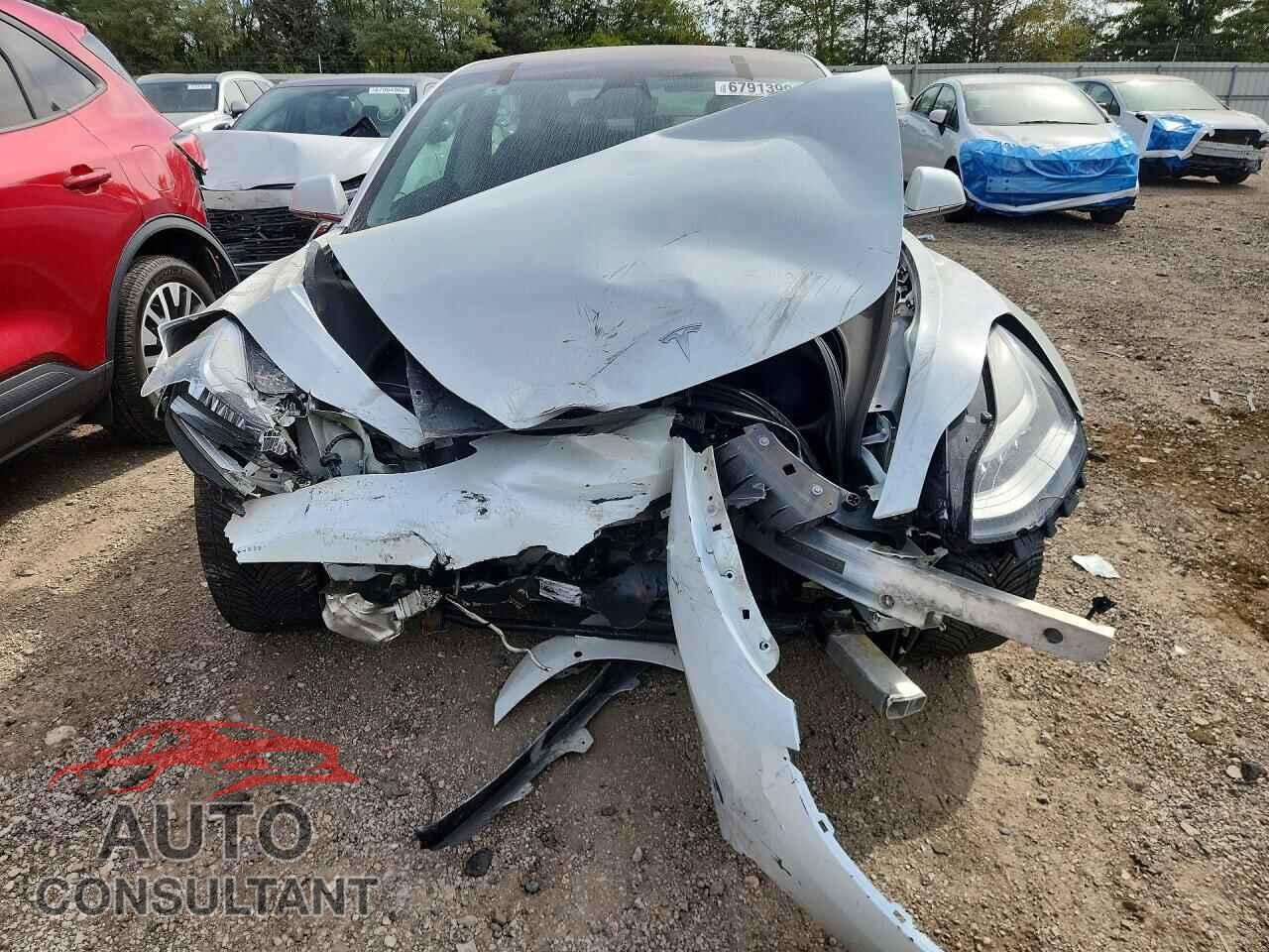 TESLA MODEL 3 2018 - 5YJ3E1EB3JF185842