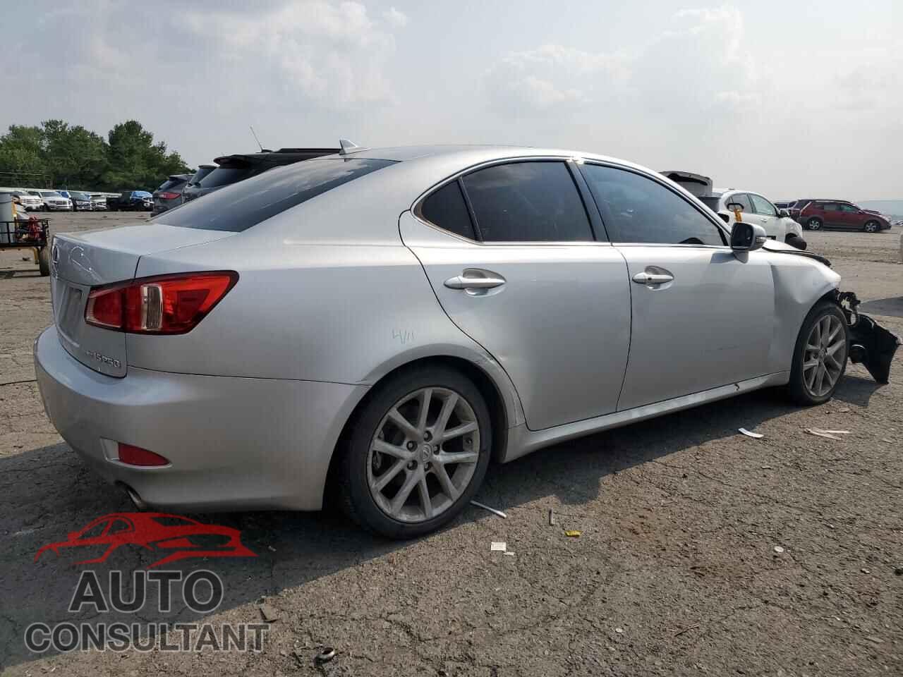 LEXUS IS 2012 - JTHCF5C22C5057540