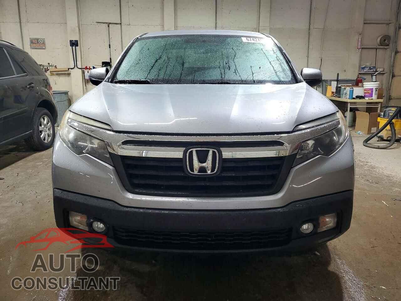 HONDA RIDGELINE 2017 - 5FPYK2F54HB005153