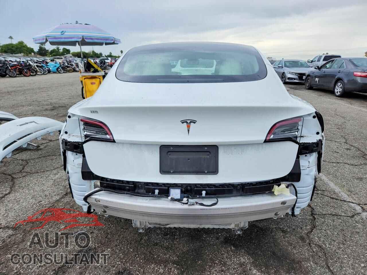TESLA MODEL 3 2022 - 5YJ3E1EAXNF134223