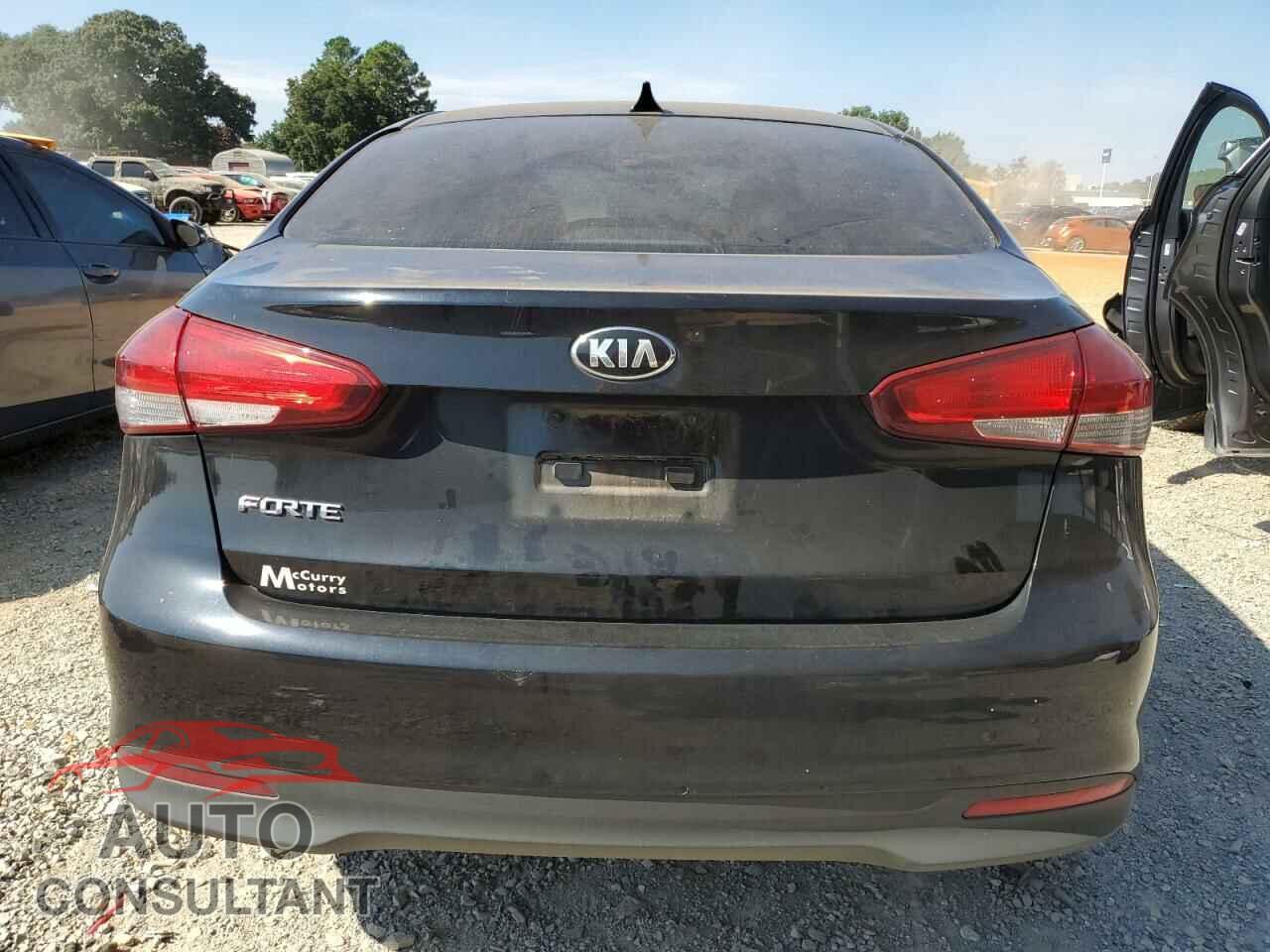 KIA FORTE 2017 - 3KPFK4A76HE011952