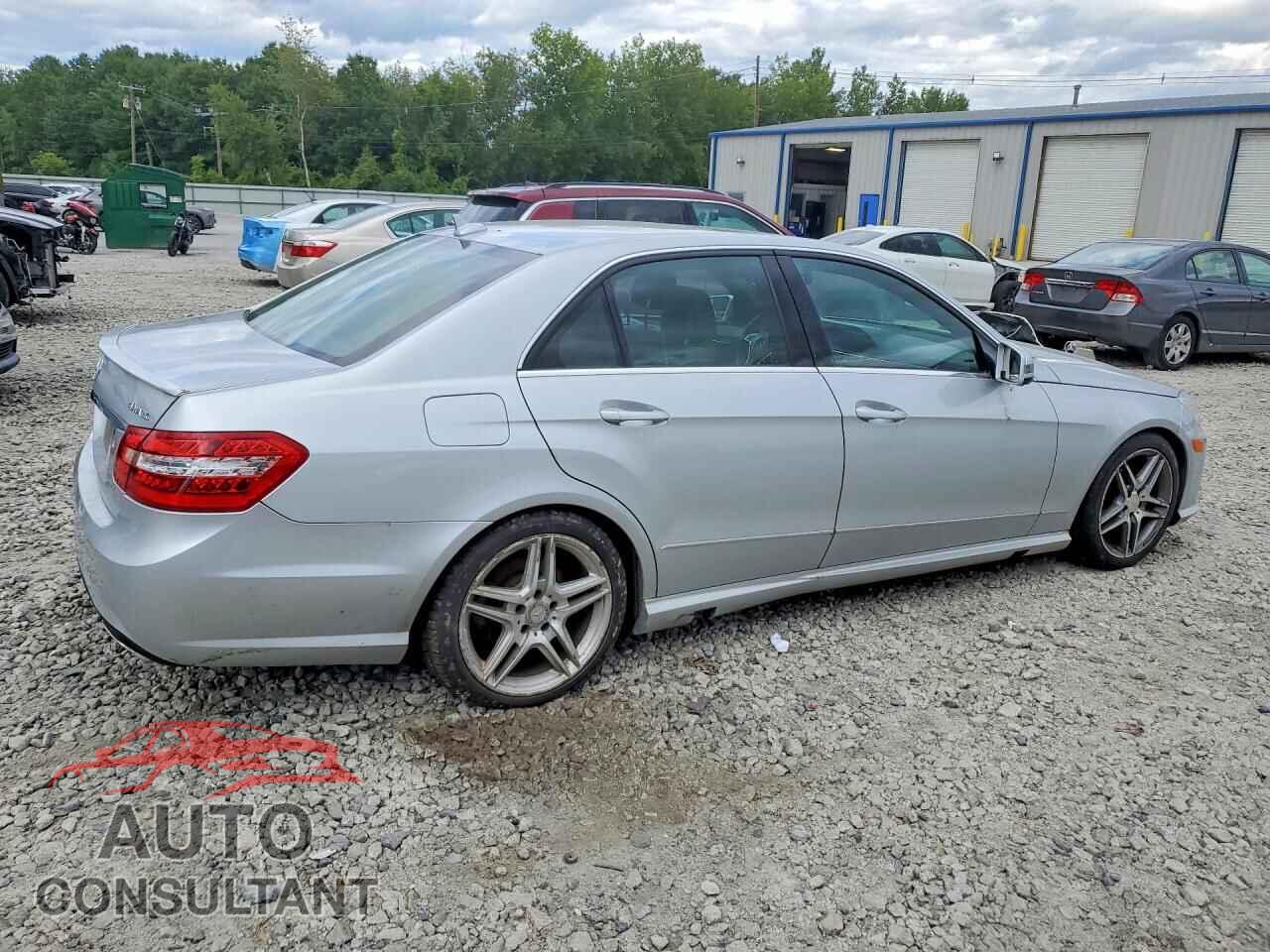 MERCEDES-BENZ E-CLASS 2013 - WDDHF8JBXDA743626