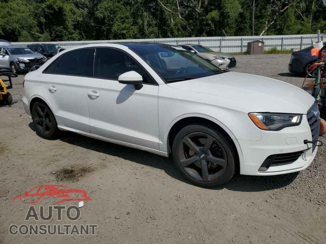 AUDI A3 2016 - WAUA7GFF7G1054479