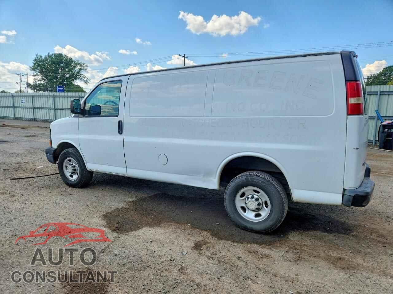 CHEVROLET EXPRESS 2015 - 1GCWGFCF2F1116280