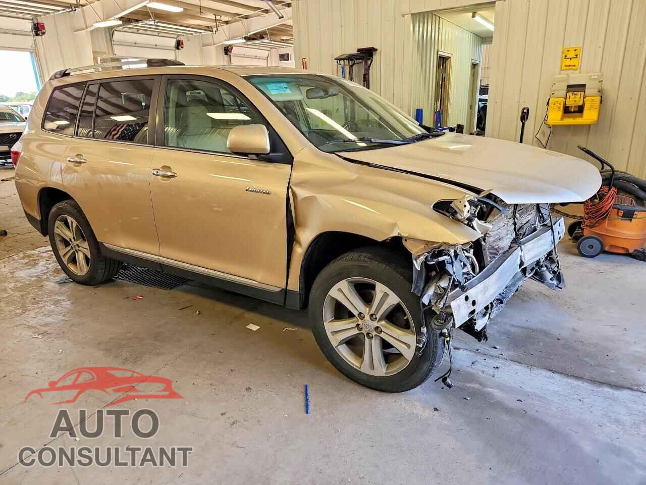 TOYOTA HIGHLANDER 2013 - 5TDDK3EH8DS246633