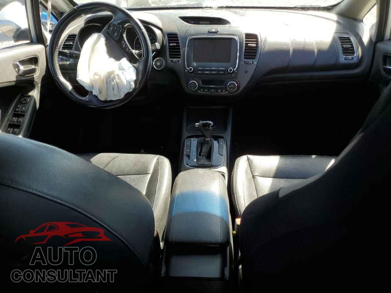KIA FORTE 2017 - 3KPFL4A86HE036422