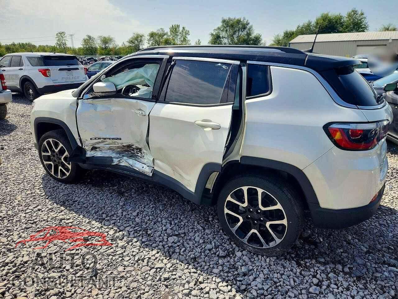 JEEP COMPASS 2017 - 3C4NJDCB7HT656685