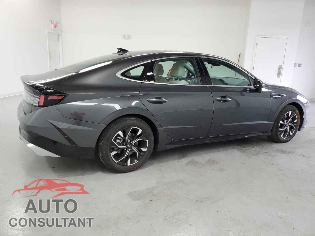 HYUNDAI SONATA 2025 - KMHL64JA2SA488614