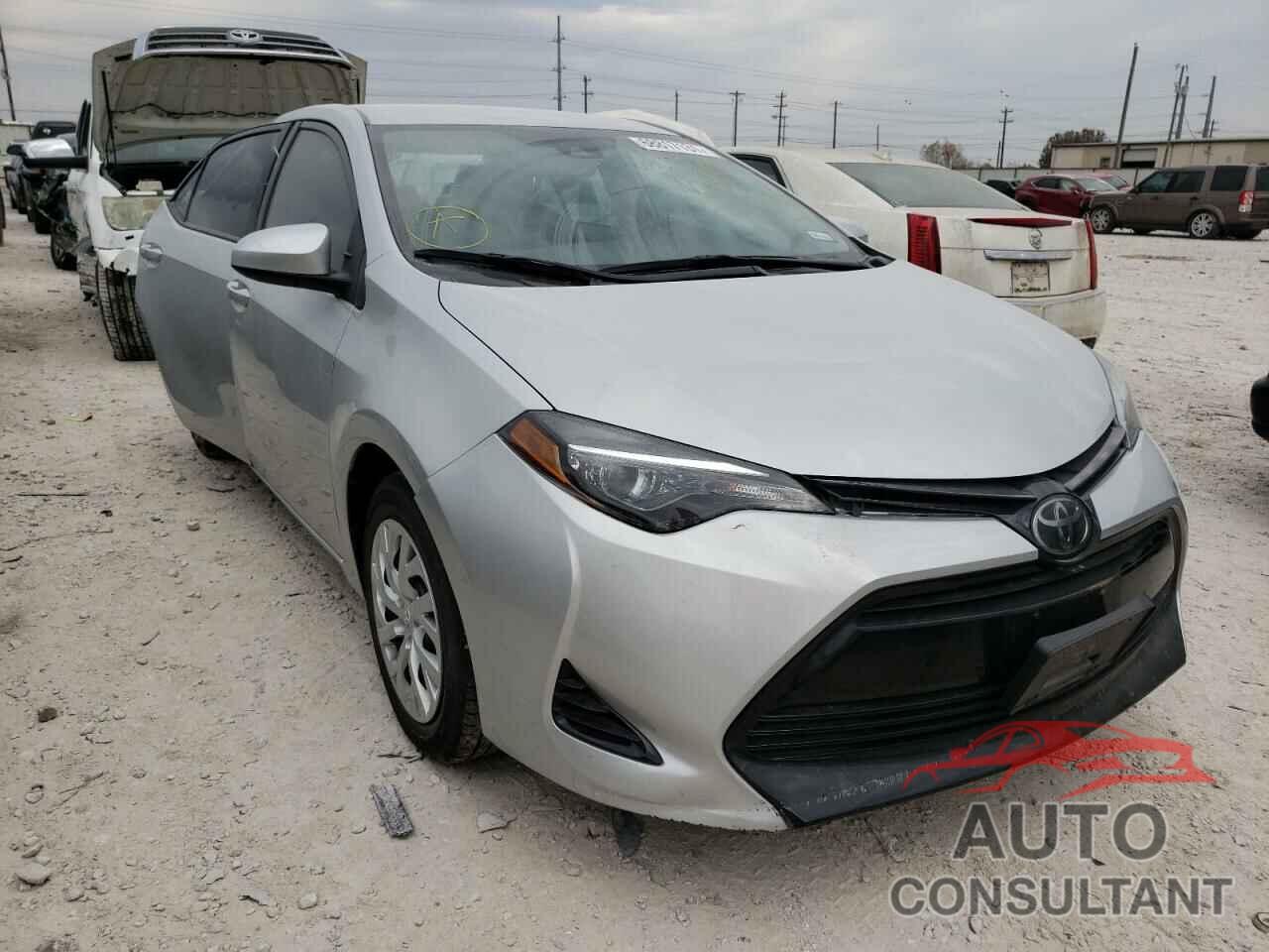 TOYOTA COROLLA 2018 - 5YFBURHE1JP836960