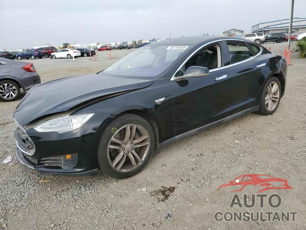 TESLA MODEL S 2013 - 5YJSA1DN7DFP07718