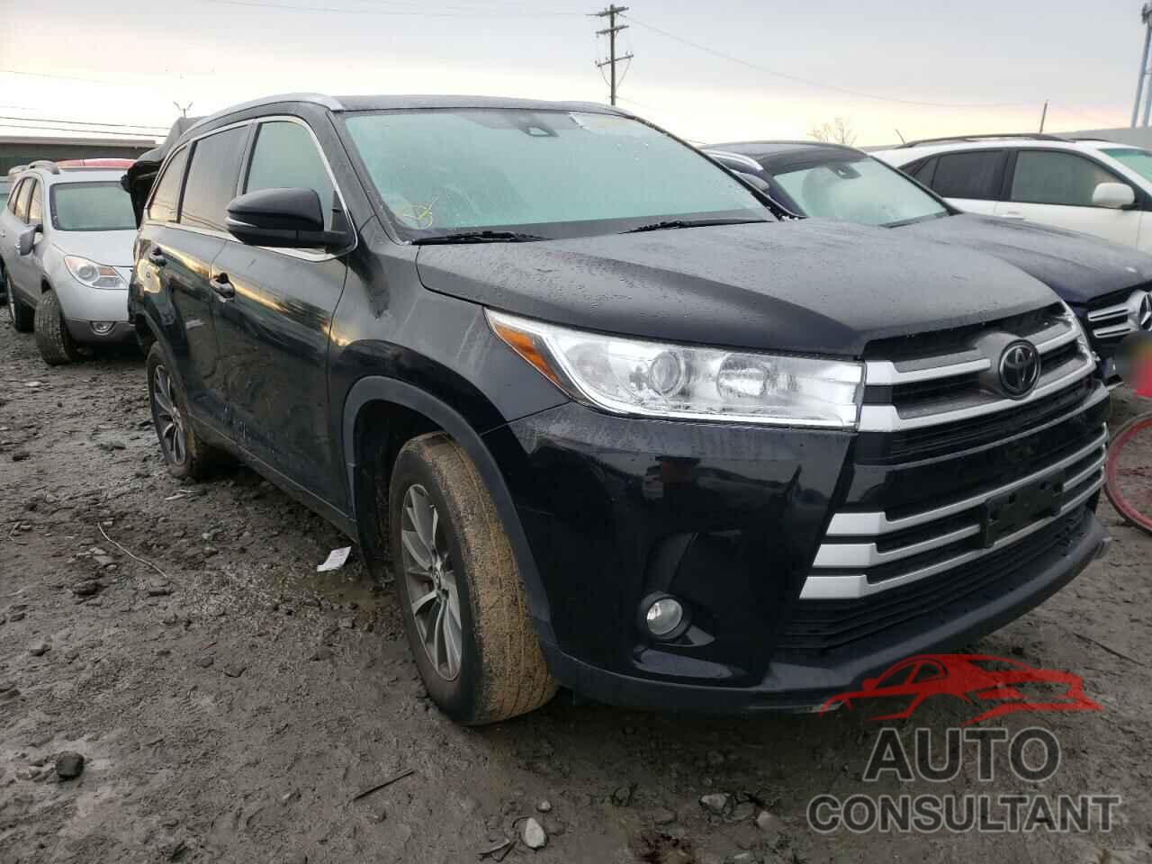 TOYOTA HIGHLANDER 2018 - 5TDJZRFH2JS532876