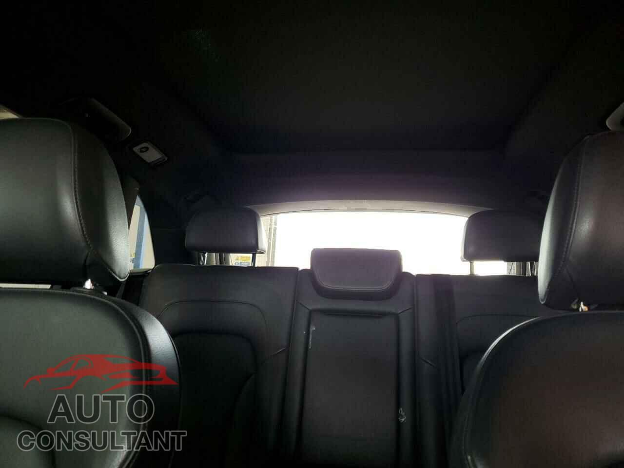 AUDI Q5 2017 - WA1M2AFPXHA045324