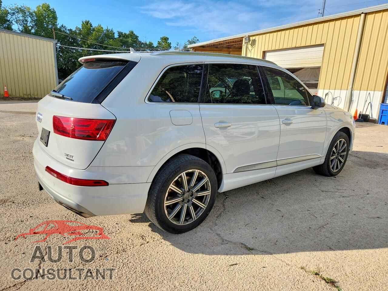 AUDI Q7 2017 - WA1VAAF79HD033364